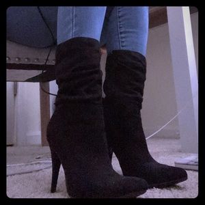 Black Booties 🖤